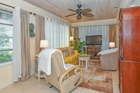 7886 Se Trenton Avenue Hobe Sound FL 33455