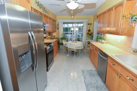 7886 Se Trenton Avenue Hobe Sound FL 33455