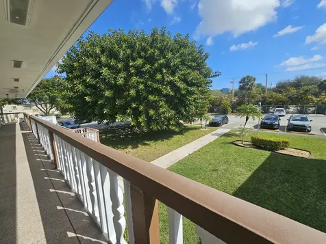 214 Easthampton West Palm Beach FL 33417
