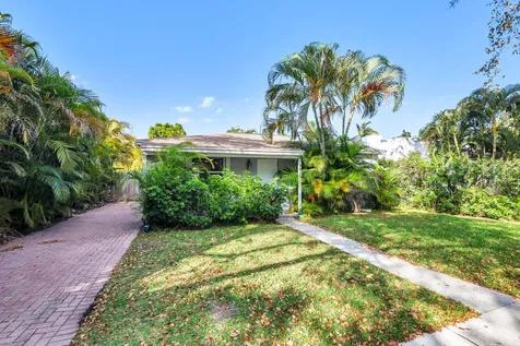 1013 Upland Road West Palm Beach FL 33401