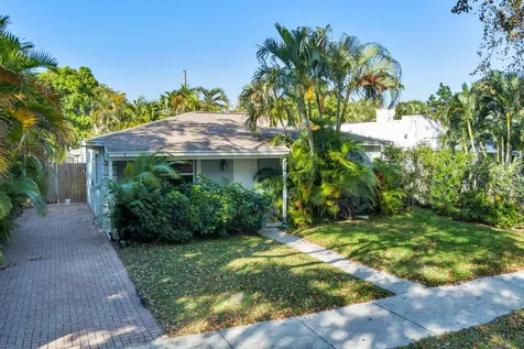 1013 Upland Road West Palm Beach FL 33401