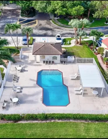4274 Nw 1st Place Deerfield Beach FL 33442