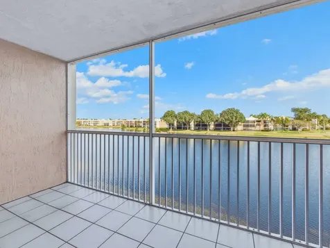 7292 S Devon Drive Tamarac FL 33321