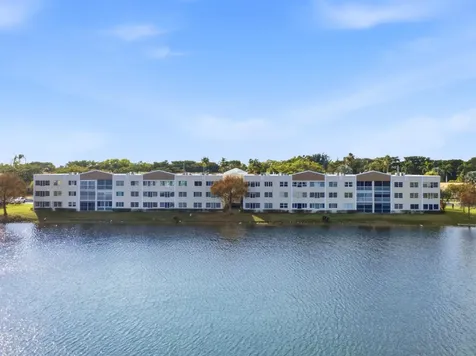 7292 S Devon Drive Tamarac FL 33321