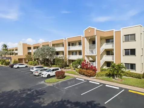 7292 S Devon Drive Tamarac FL 33321