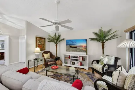 77 Ironwood Way Palm Beach Gardens FL 33418