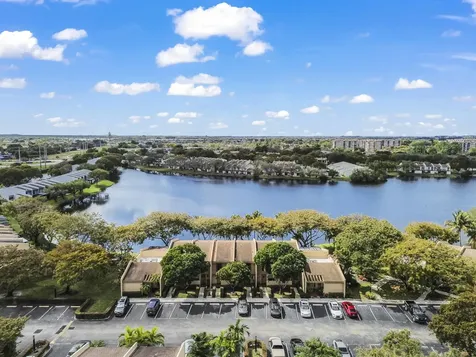 1464 NW 97th Terrace Pembroke Pines FL 33024