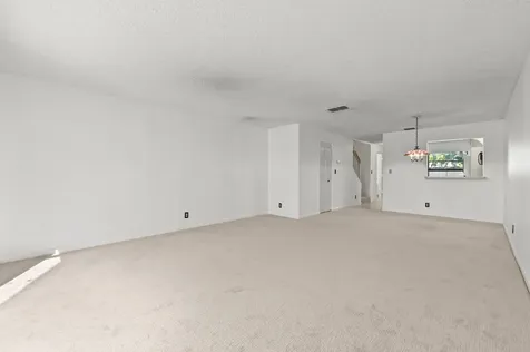 1464 NW 97th Terrace Pembroke Pines FL 33024