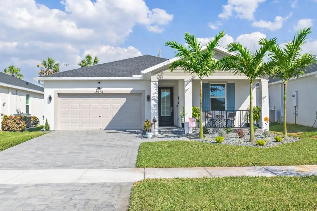 8672 Dahlia Circle Port Saint Lucie FL 34986