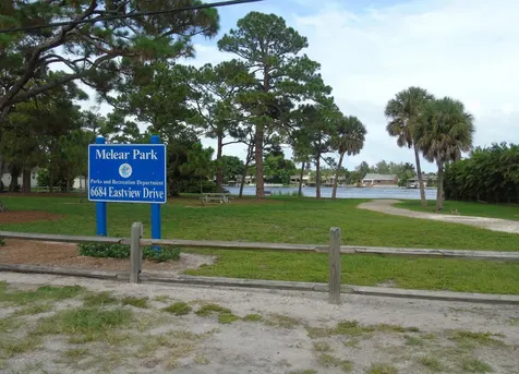 6902 S Plymouth Drive Lake Worth FL 33462