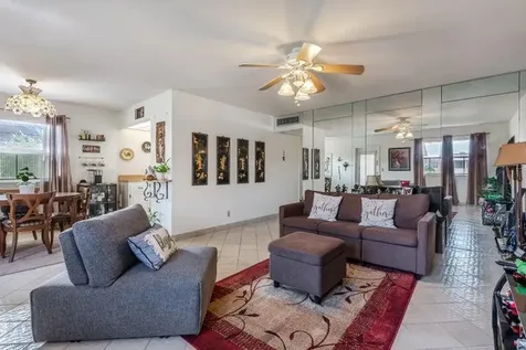 657 Brittany Delray Beach FL 33446