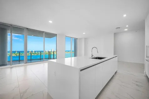 220 Lake Shore Drive Lake Park FL 33403