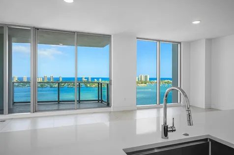 220 Lake Shore Drive Lake Park FL 33403