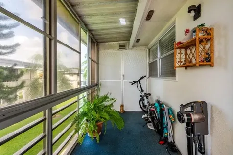 657 Brittany Delray Beach FL 33446