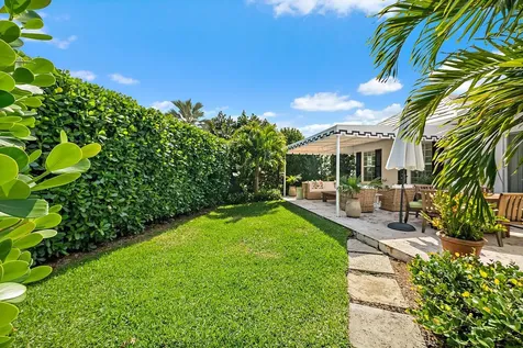 105 Evans Lane Manalapan FL 33462