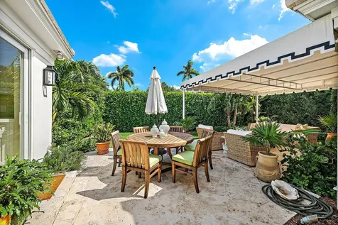 105 Evans Lane Manalapan FL 33462