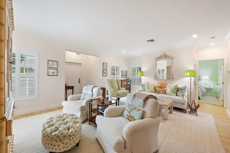 105 Evans Lane Manalapan FL 33462