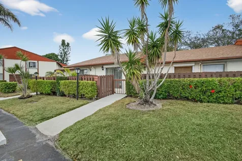 4934 Sable Pine Circle West Palm Beach FL 33417