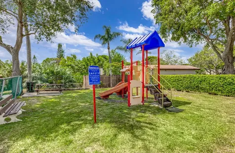 4934 Sable Pine Circle West Palm Beach FL 33417
