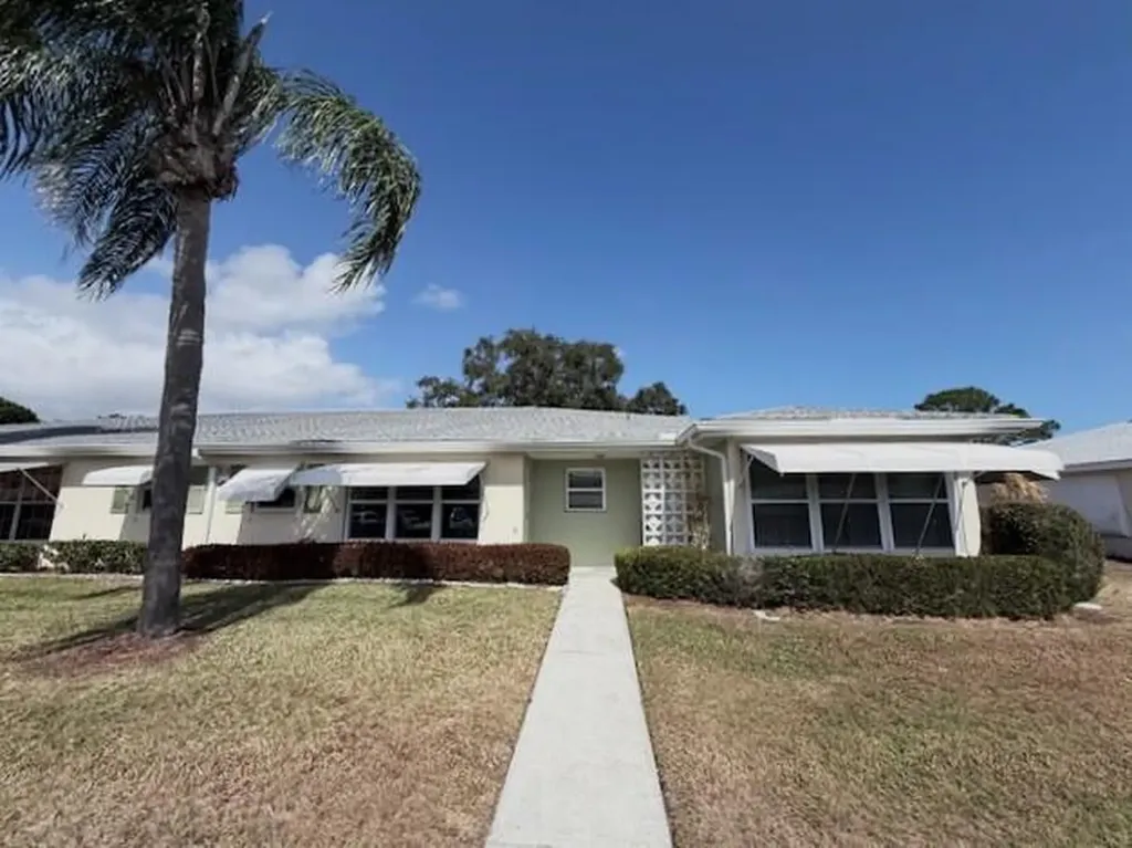 624 Pines Knoll Drive Fort Pierce FL 34982
