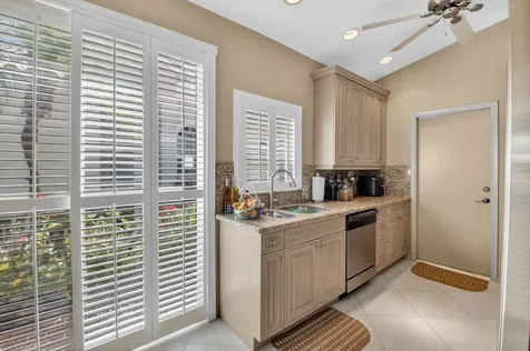 17382 Antigua Point Way Boca Raton FL 33487