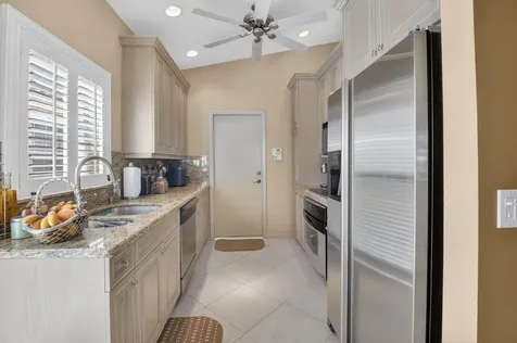 17382 Antigua Point Way Boca Raton FL 33487