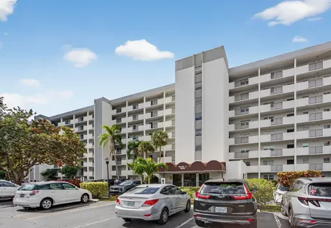 5900 Nw 44th Street Lauderhill FL 33319