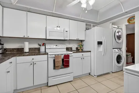 5900 Nw 44th Street Lauderhill FL 33319