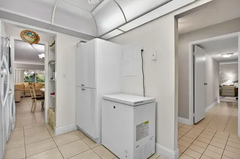 5900 Nw 44th Street Lauderhill FL 33319