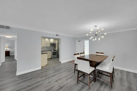 800 E Camino Real Boca Raton FL 33432