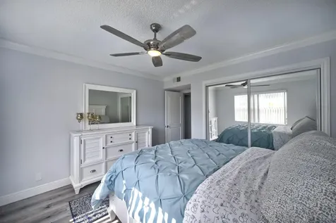 800 E Camino Real Boca Raton FL 33432