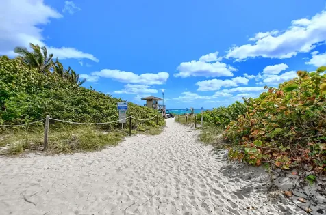800 E Camino Real Boca Raton FL 33432
