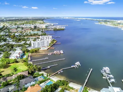 240 Croton Avenue Lantana FL 33462