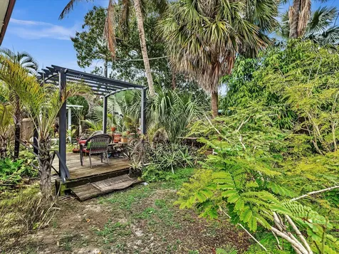 2822 Florida Boulevard Delray Beach FL 33483