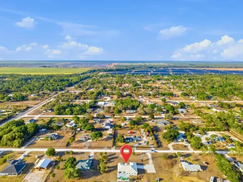 18852 43rd Road The Acreage FL 33470