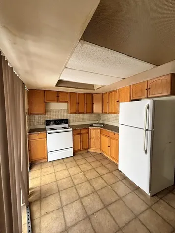 5441 Sw 36th Street West Park FL 33023