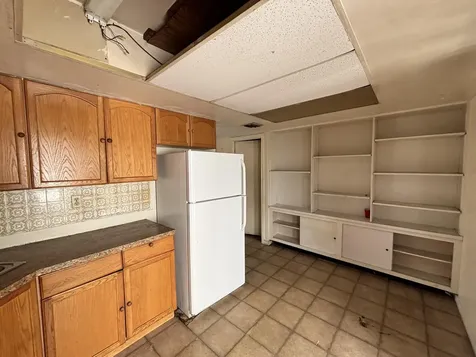 5441 Sw 36th Street West Park FL 33023