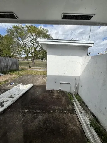 5441 Sw 36th Street West Park FL 33023