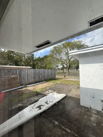5441 Sw 36th Street West Park FL 33023