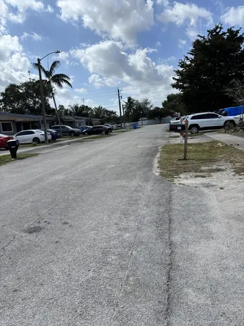 5441 Sw 36th Street West Park FL 33023