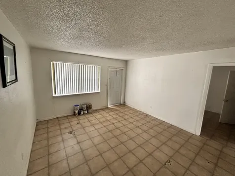 5441 Sw 36th Street West Park FL 33023