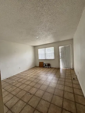 5441 Sw 36th Street West Park FL 33023