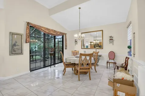 4970 Pine Tree Drive Boynton Beach FL 33436