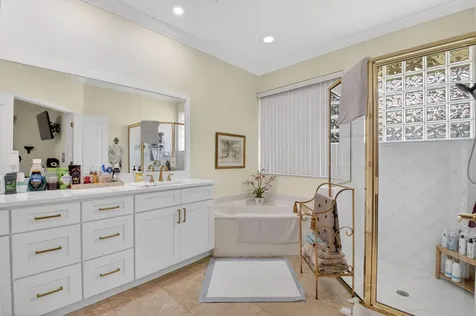 4970 Pine Tree Drive Boynton Beach FL 33436