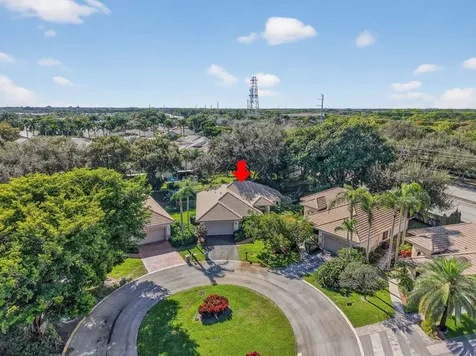 4970 Pine Tree Drive Boynton Beach FL 33436