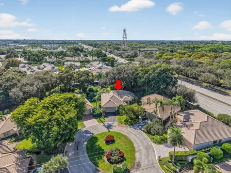 4970 Pine Tree Drive Boynton Beach FL 33436