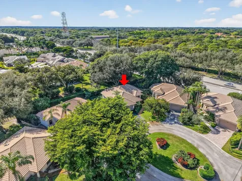 4970 Pine Tree Drive Boynton Beach FL 33436
