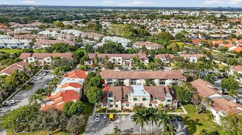 6671 Via Regina Boca Raton FL 33433