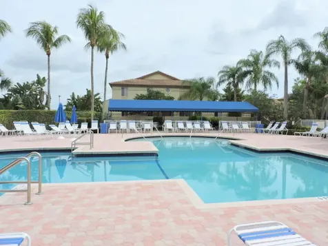 6671 Via Regina Boca Raton FL 33433