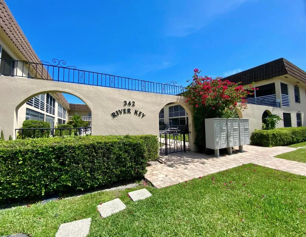 342 Southwind Drive North Palm Beach FL 33408